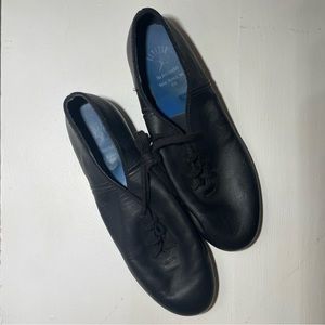 Capezio • Black Leather Tap Shoes - Womens size 8